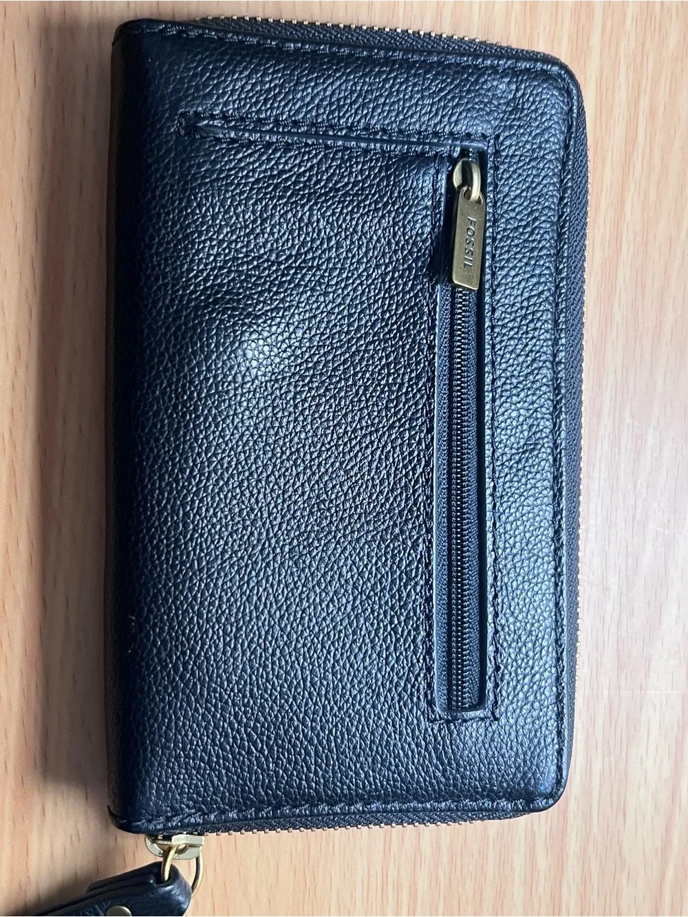 Fossil Black Pebbled Leather Zip Around Wristlet Wallet Gold Hardware